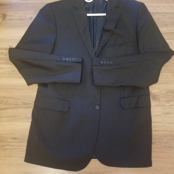 Bellissimo suit - Picture 2 of 4